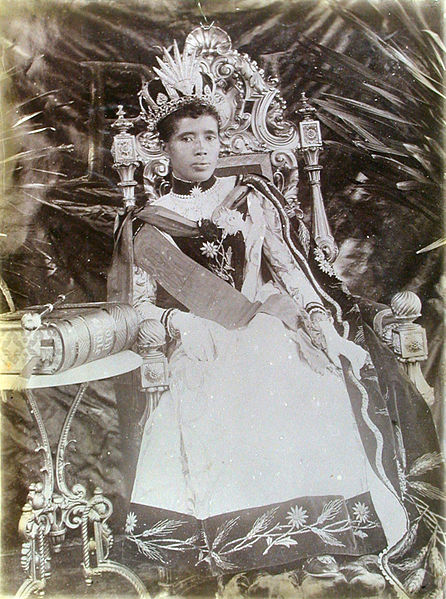 queen_ranavalona_iii_antananarivo_madagascar_ca-_1890